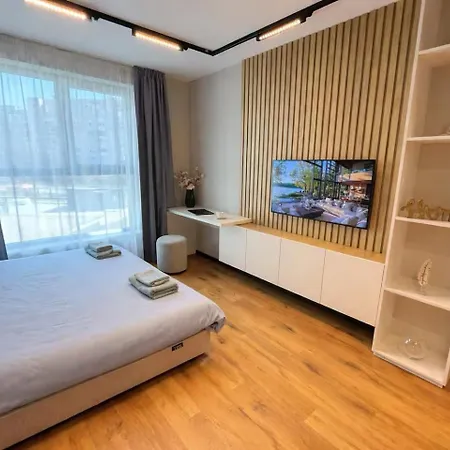 Apartament Genoa Cozy Near Metro Working Desk And Wifi *