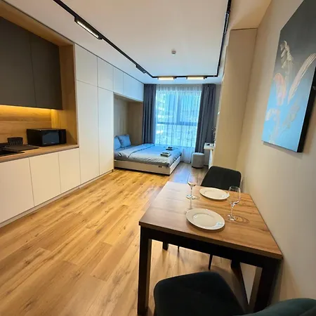 Apartament Genoa Cozy Near Metro Working Desk And Wifi *