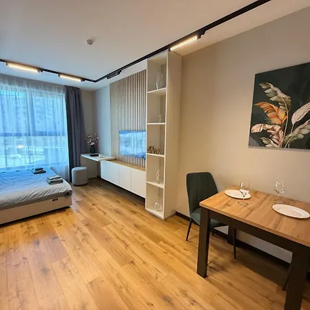 Genoa Cozy Near Metro Working Desk And Wifi Apartament Sofia